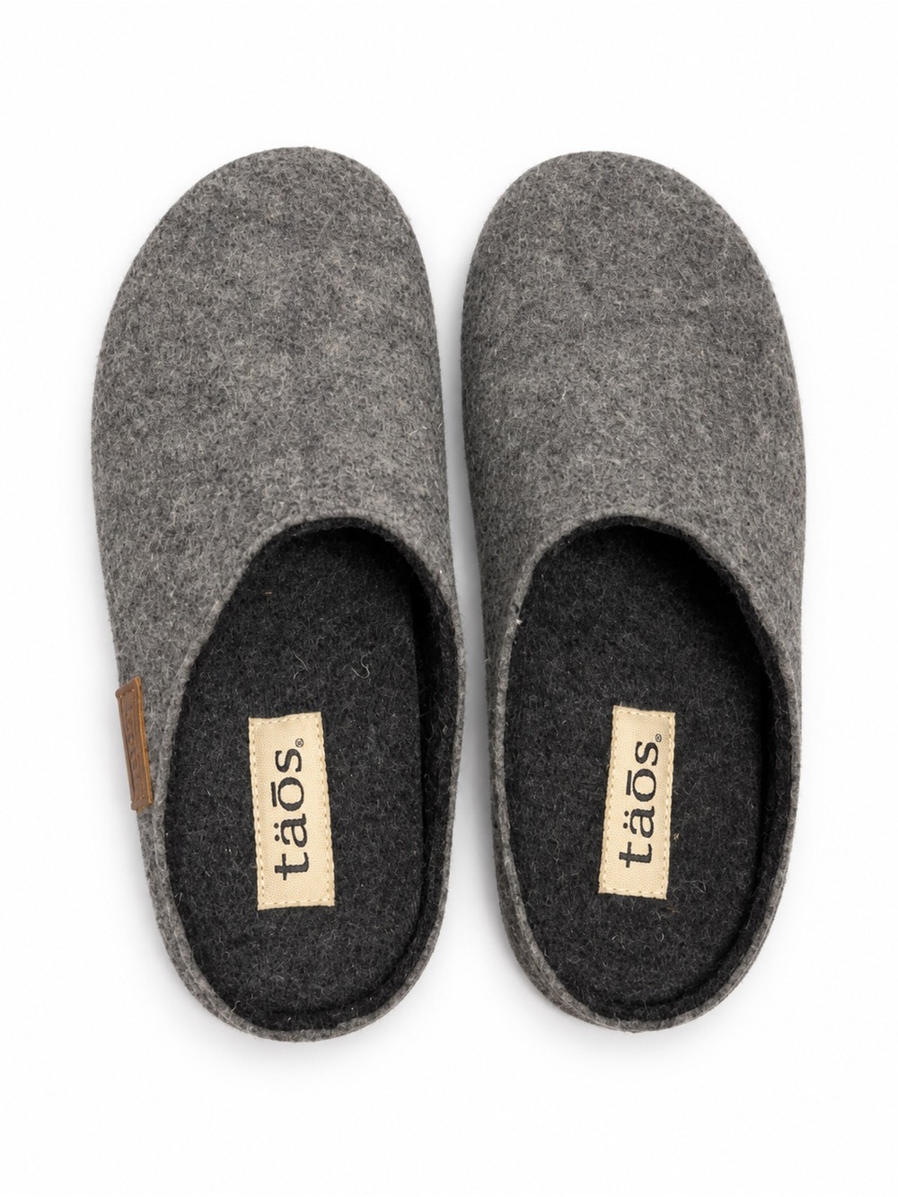 Taos gray wool clogs, size EU 38.